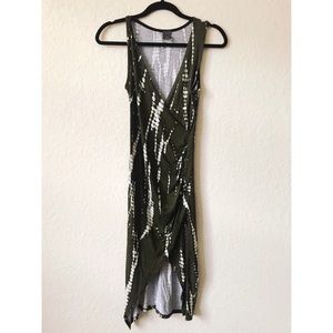 Sexy green tie-dye dress.